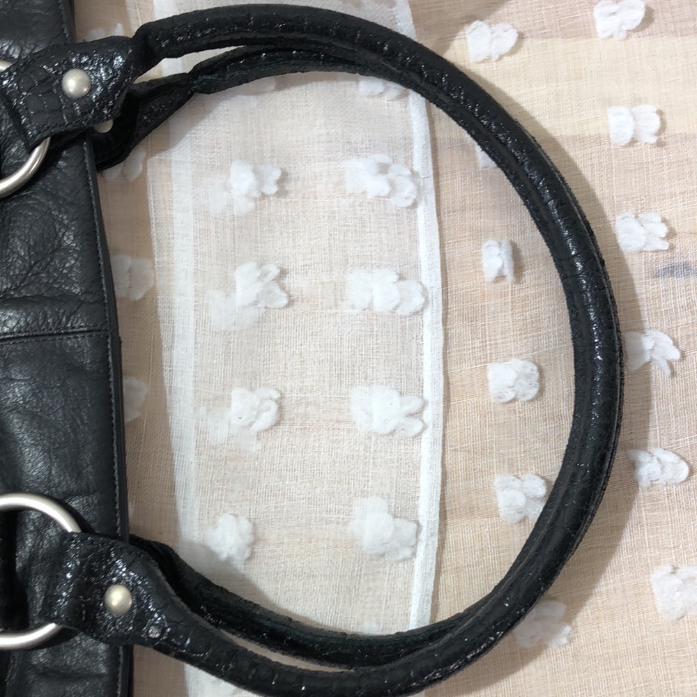 Black Leather Structured Tote Bag - Picture 11 of 11